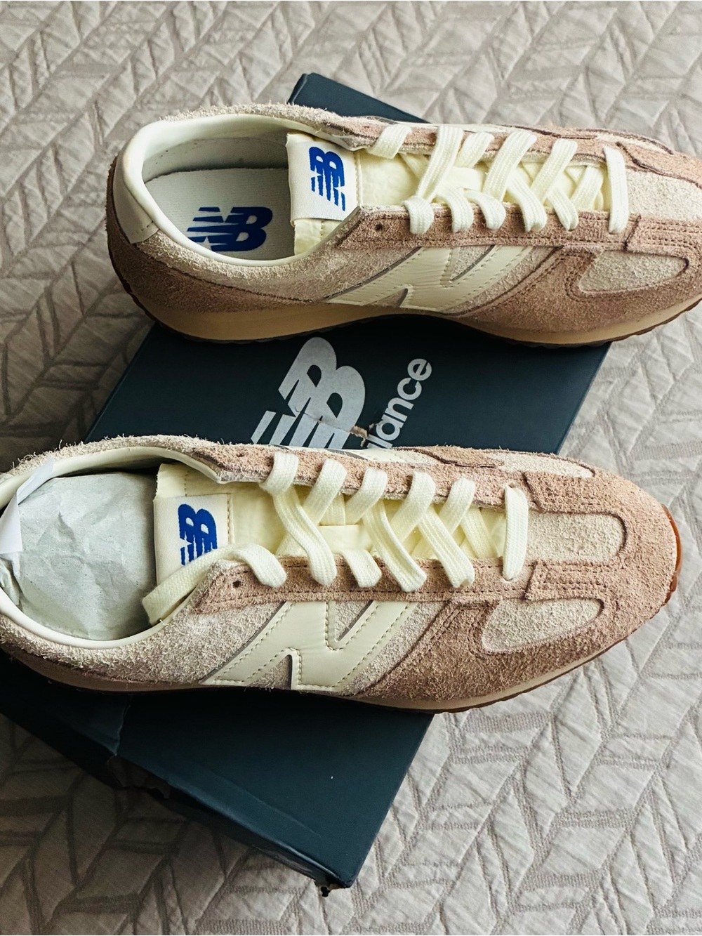 New Balance 417 Unisex Suede Sneakers — Cream and Light Brown W8